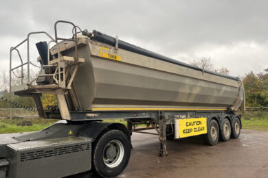 Kelberg Half Pipe Tipping Trailer